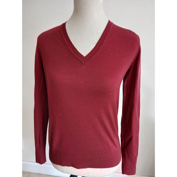Uniqlo v neck wool sweater Small - Picture 1 of 7